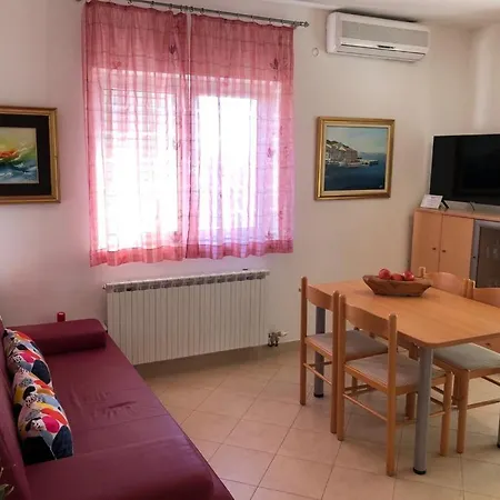 Apartments Punta Seline Exterior photo